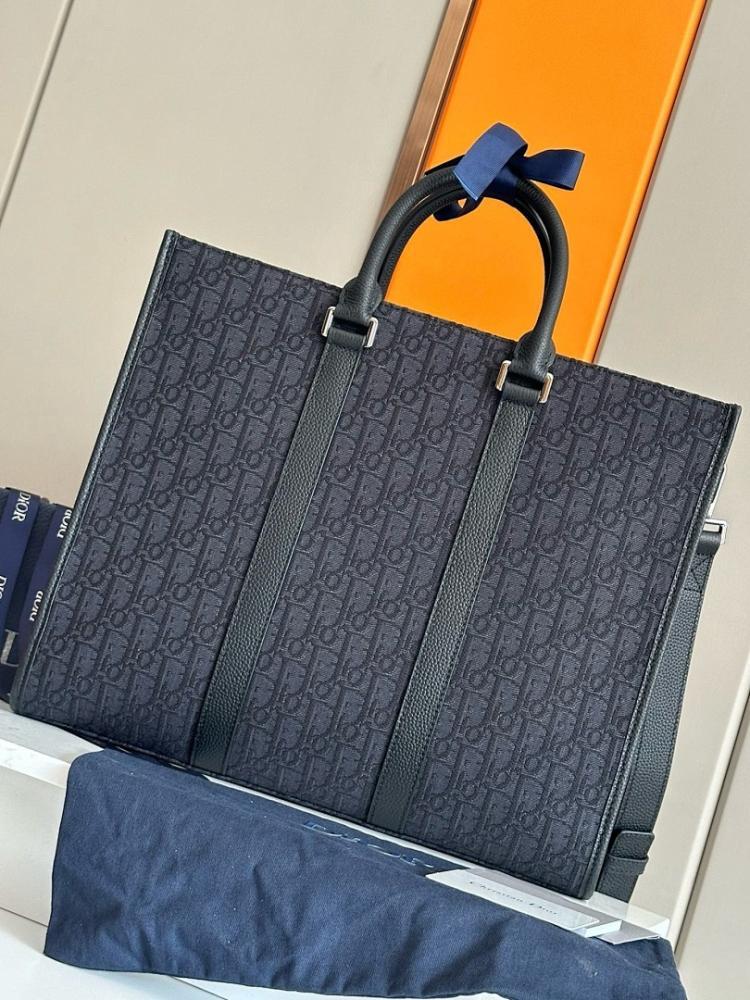 Elegant Stylish Printed Leather Shoulder Bag – Limited Edition