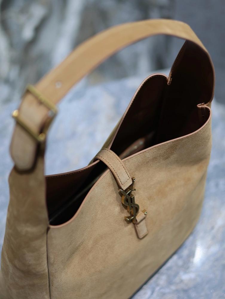 Luxury Stylish Gold Hobo Bag