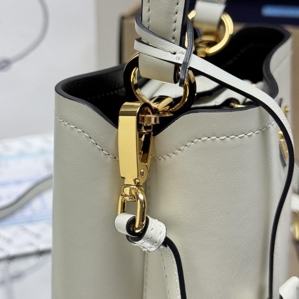 Bucket Bag