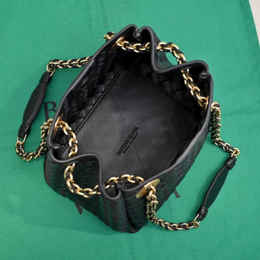 Stylish Lambskin Crossbody Bag – Special Edition