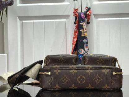 Practical Crossbody Bag