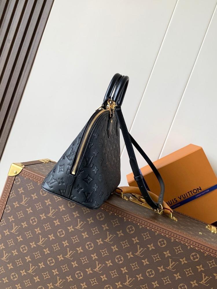 Alma Gold Quilted Leather Shoulder Bag