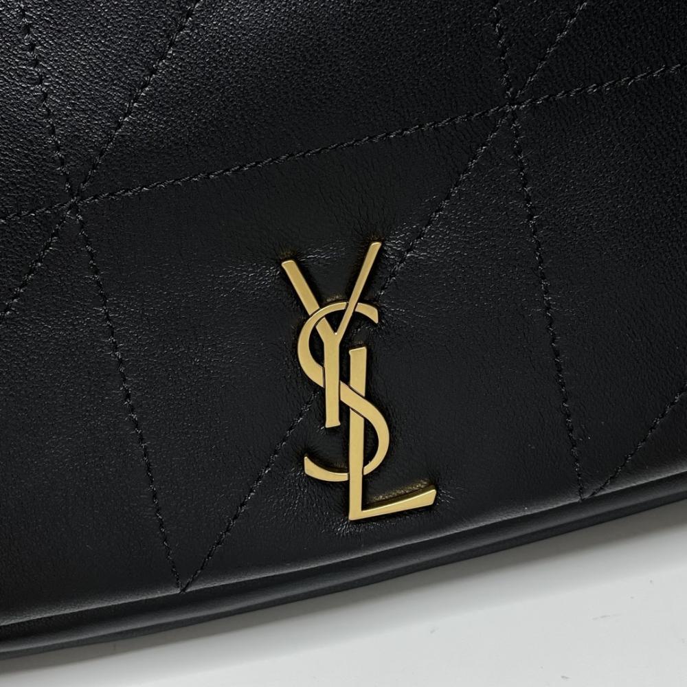 Classic Shoulder Bag