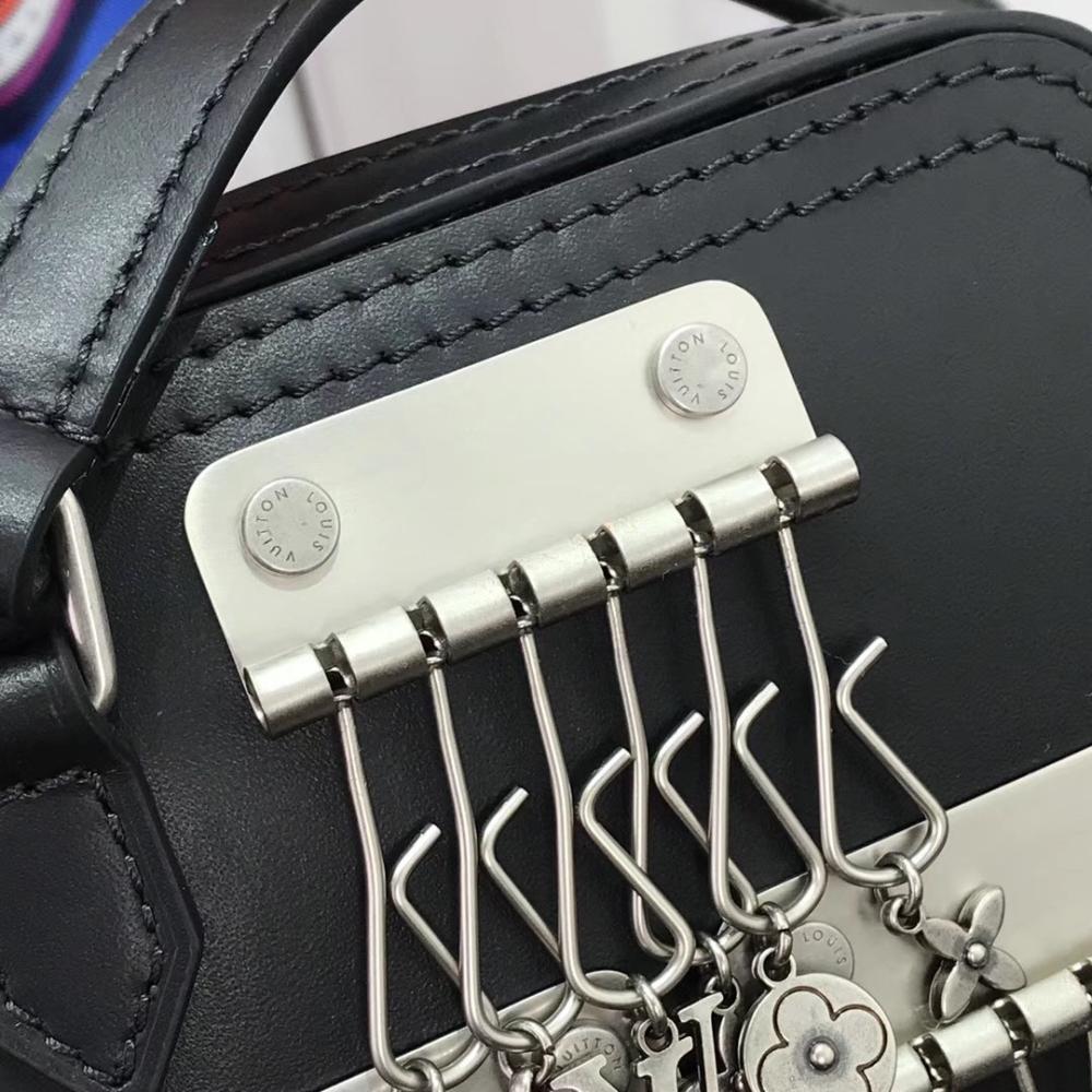 Elegant Messenger Bag