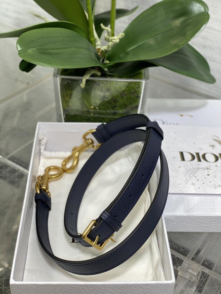 Elegant Leather Shoulder Bag