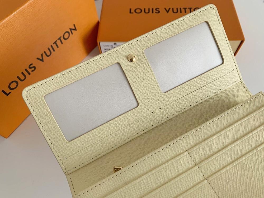 Classic Wallet – Limited Edition