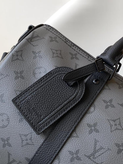 Classic Calfskin Shoulder Bag