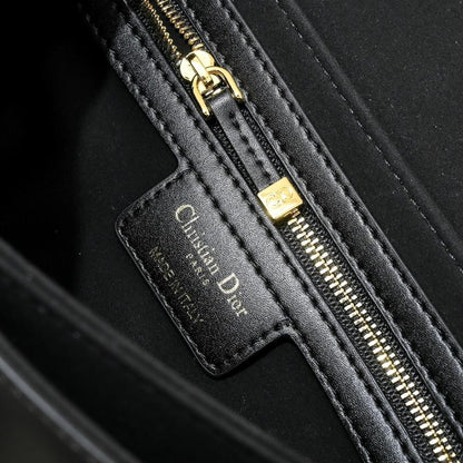 Elegant Stylish Leather Top Handle Bag