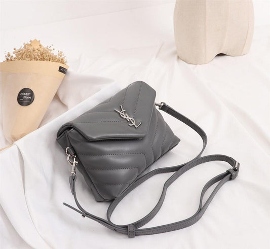 Stylish Leather Top Handle Bag – Limited Edition