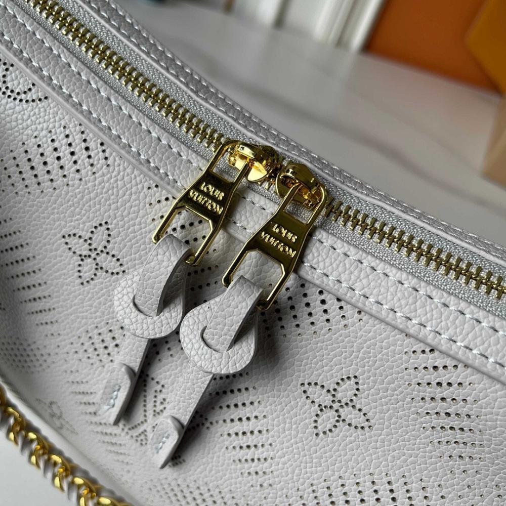 Classic Woven Leather Shoulder Bag – Special Edition