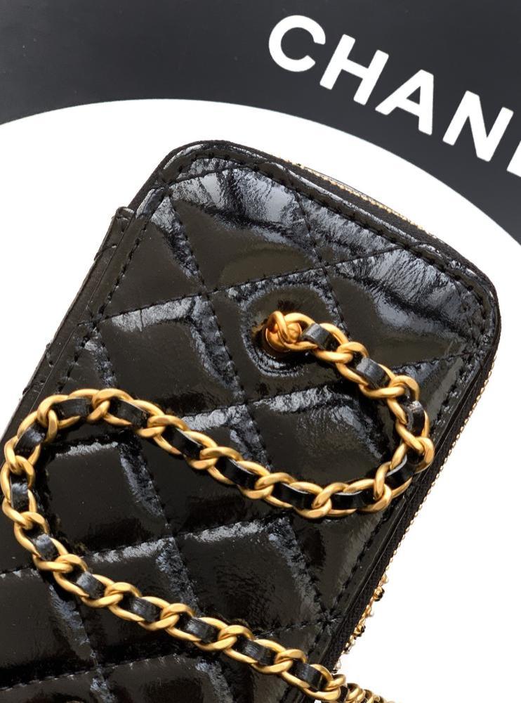 Quilted Leather Wallet