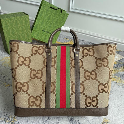 Modern Italian-Inspired Crossbody Bag