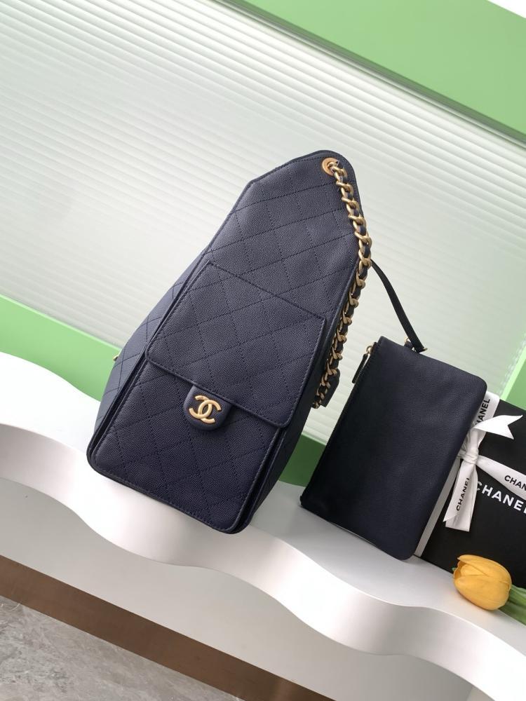 Classic Bucket Bag
