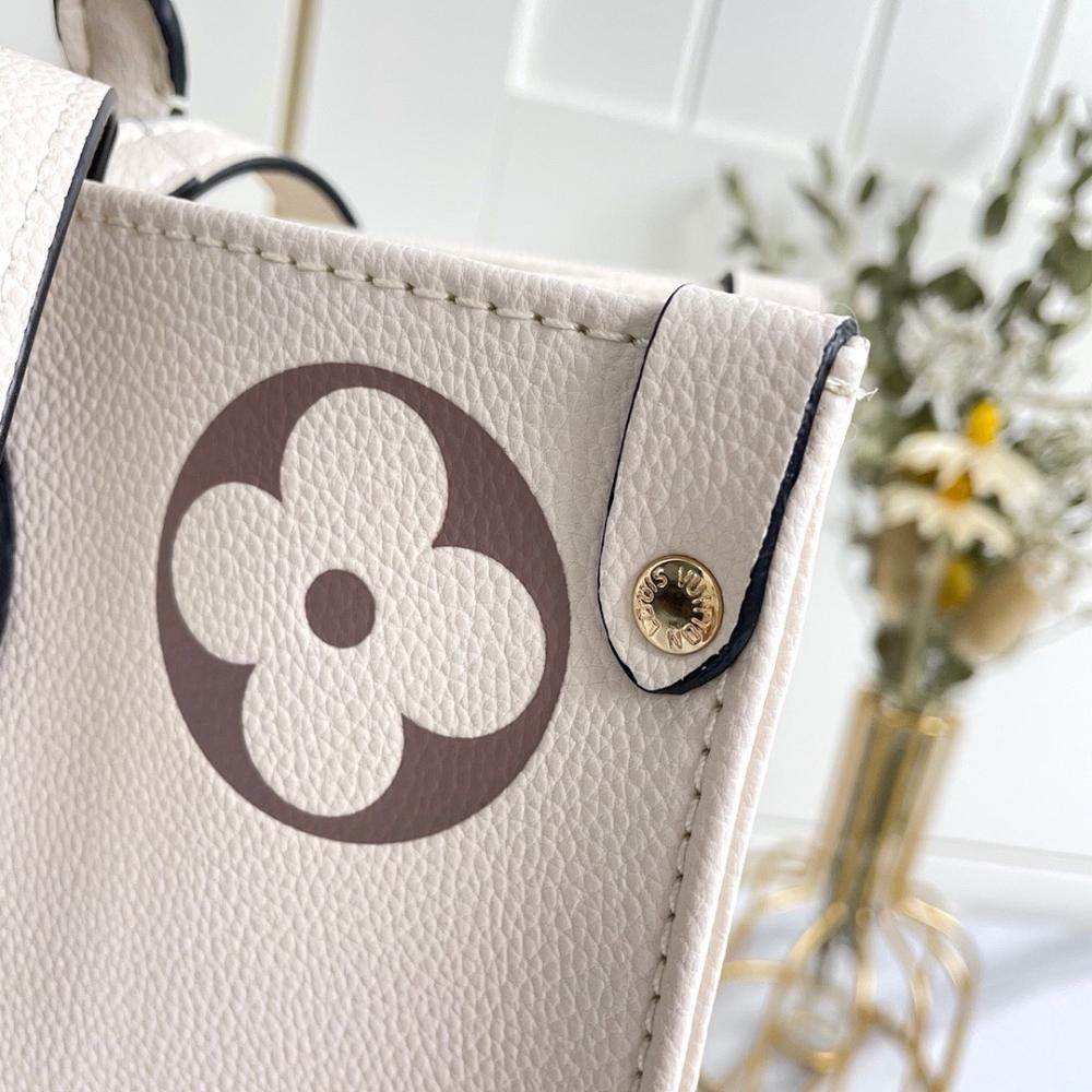 Elegant Stylish Printed Leather Shoulder Bag – Limited Edition