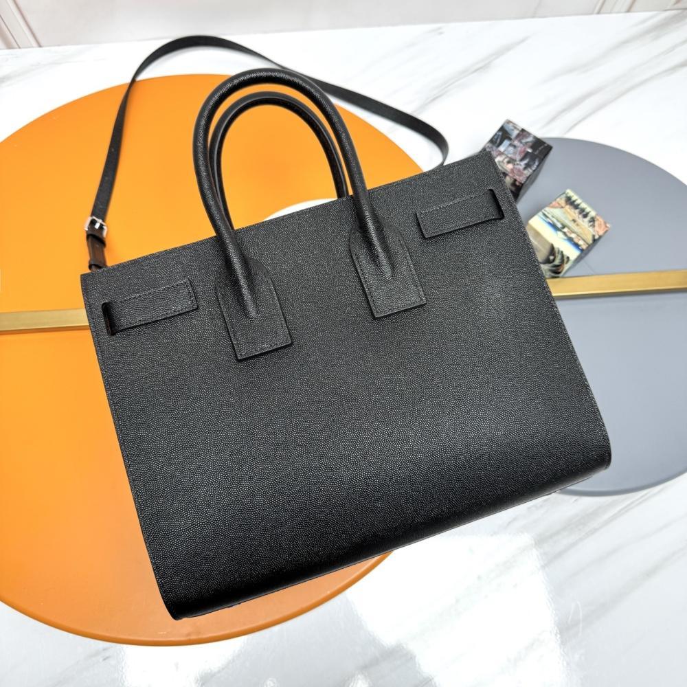 Classic Shoulder Bag