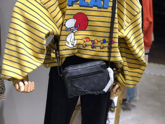 Modern Elegant Crossbody Bag