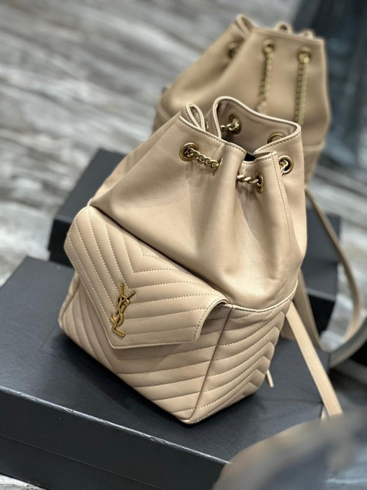 Classic Elegant Leather Backpack – Limited Edition