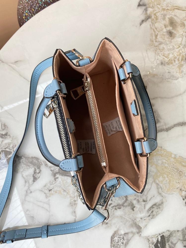 30 Montaigne Leather Shoulder Bag