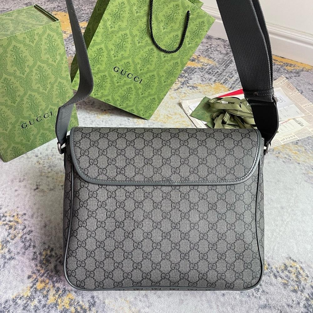 Classic Shoulder Bag – Limited Edition
