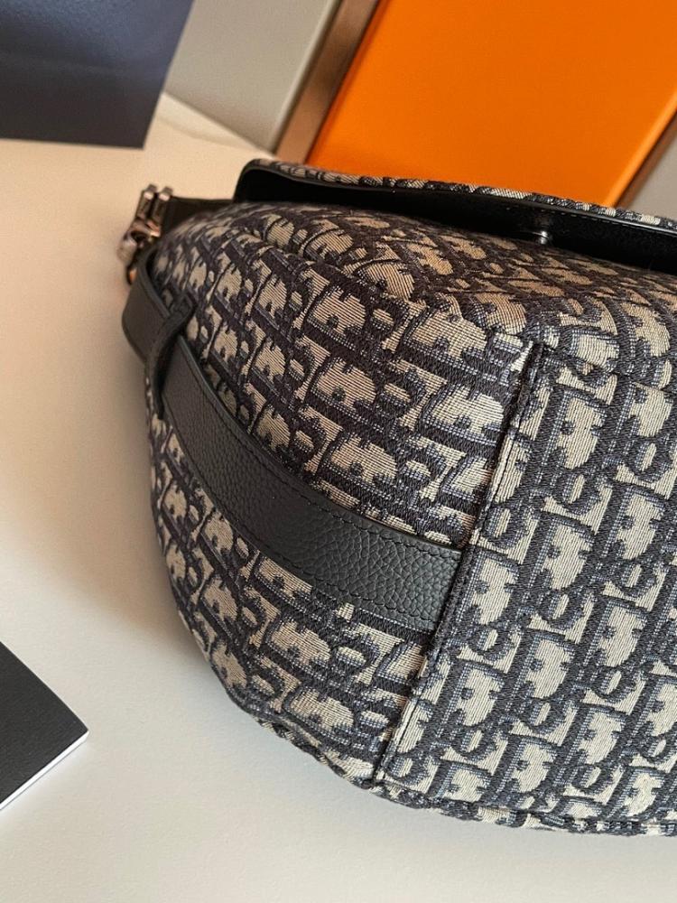 Stylish Refined Grey Calfskin Shoulder Bag