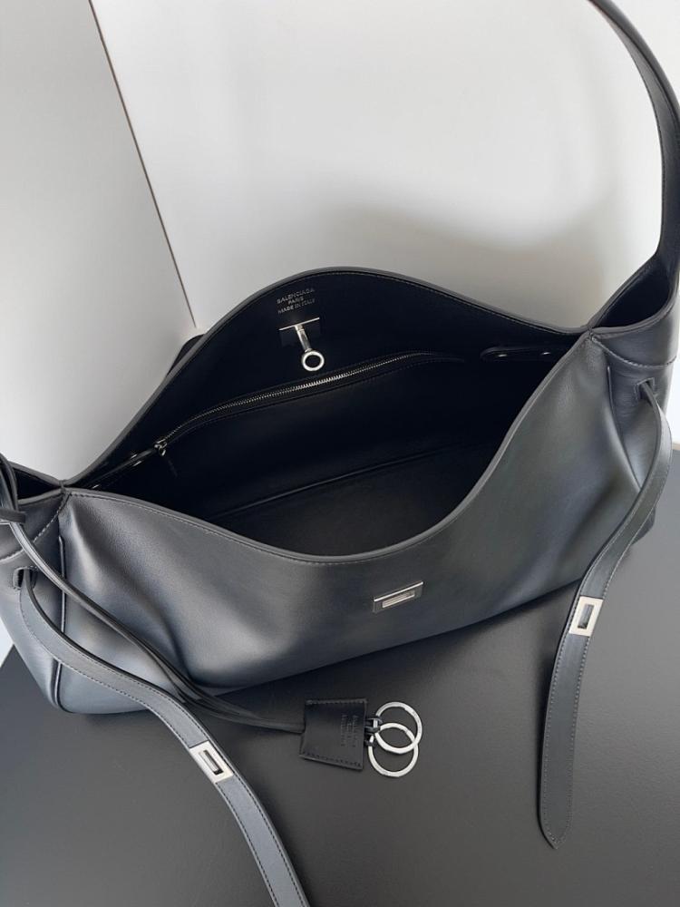 Modern Premium Shoulder Bag