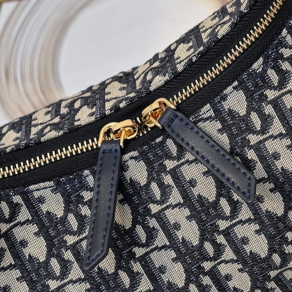 Italian-Inspired Stylish Gold Embroidered Lambskin Shoulder Bag
