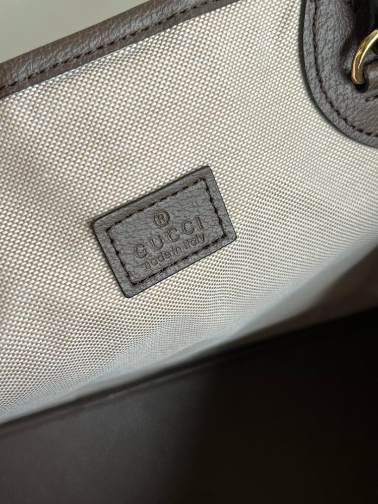 Modern Luxury Shoulder Bag – Special Edition