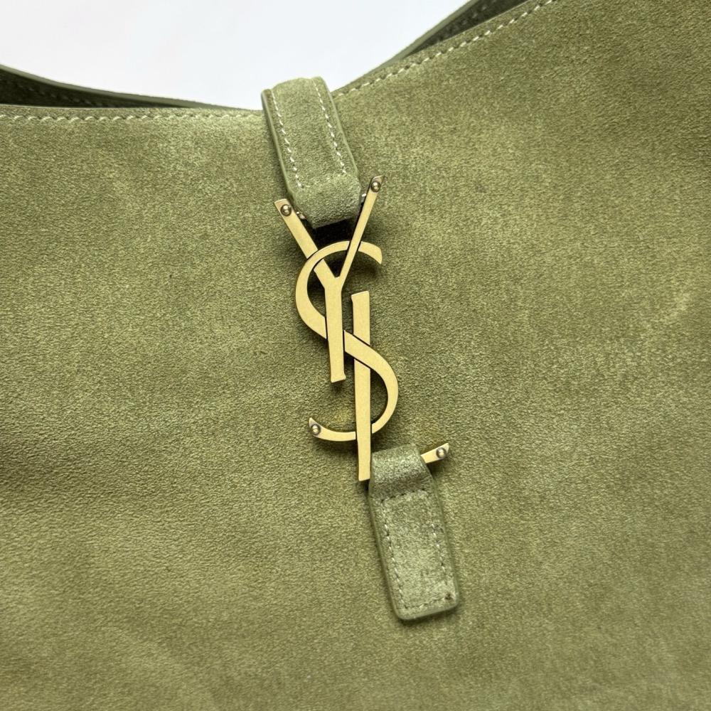 Classic Shoulder Bag
