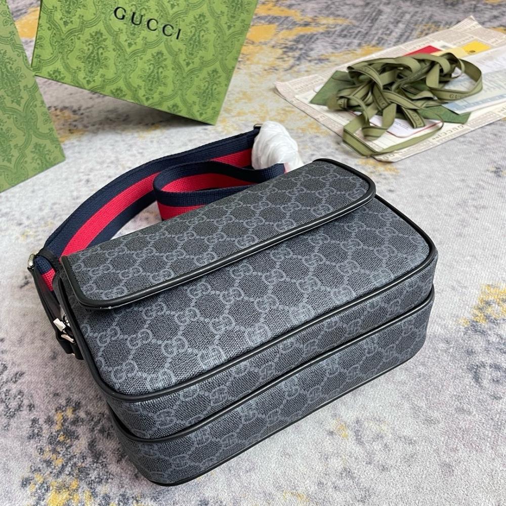 Modern Refined Top Handle Bag