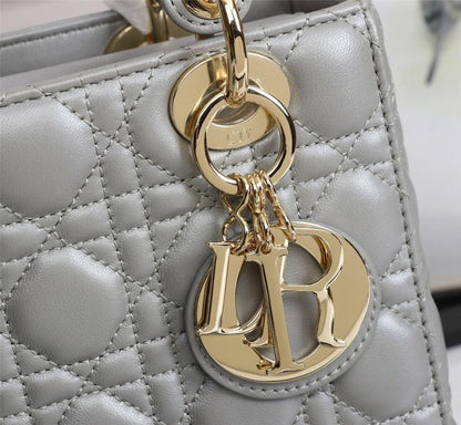 Modern Luxury Gold Leather Shoulder Bag