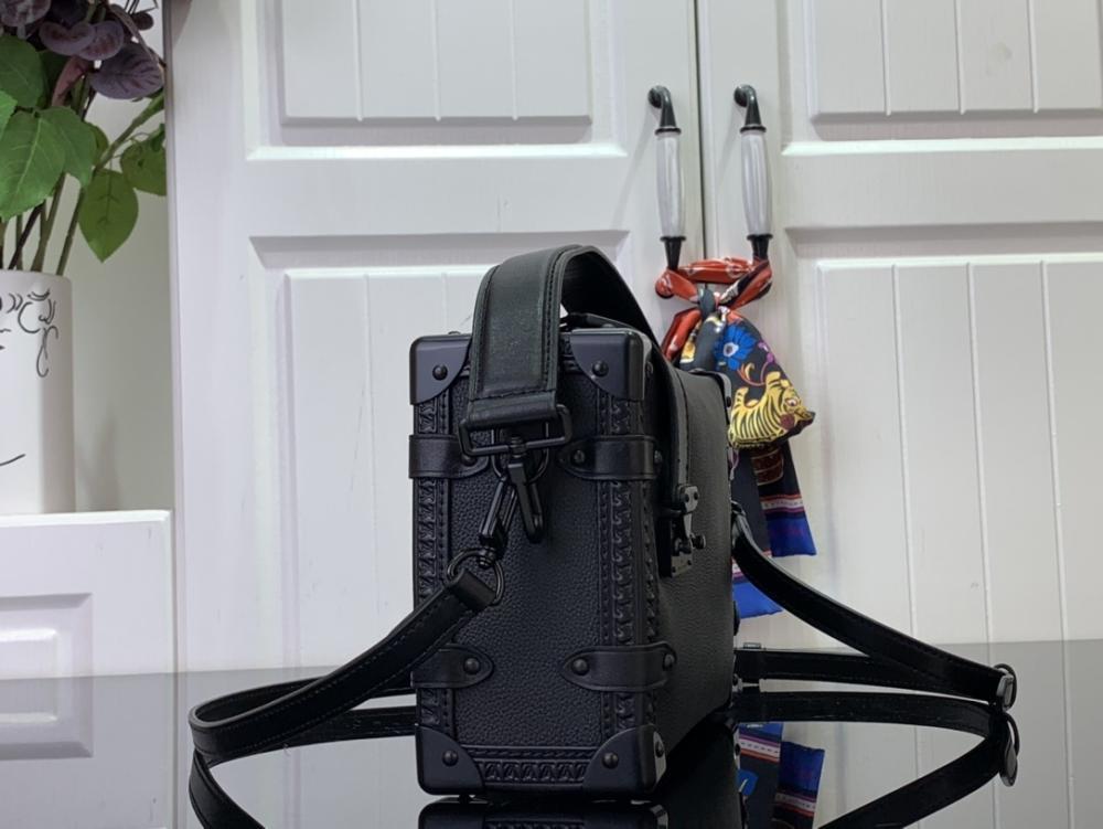 Practical Shoulder Bag