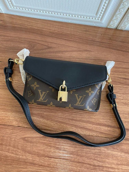 Elegant Premium Calfskin Shoulder Bag
