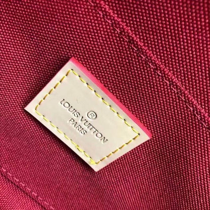 Luxury Pink Leather Shoulder Bag – Special Edition