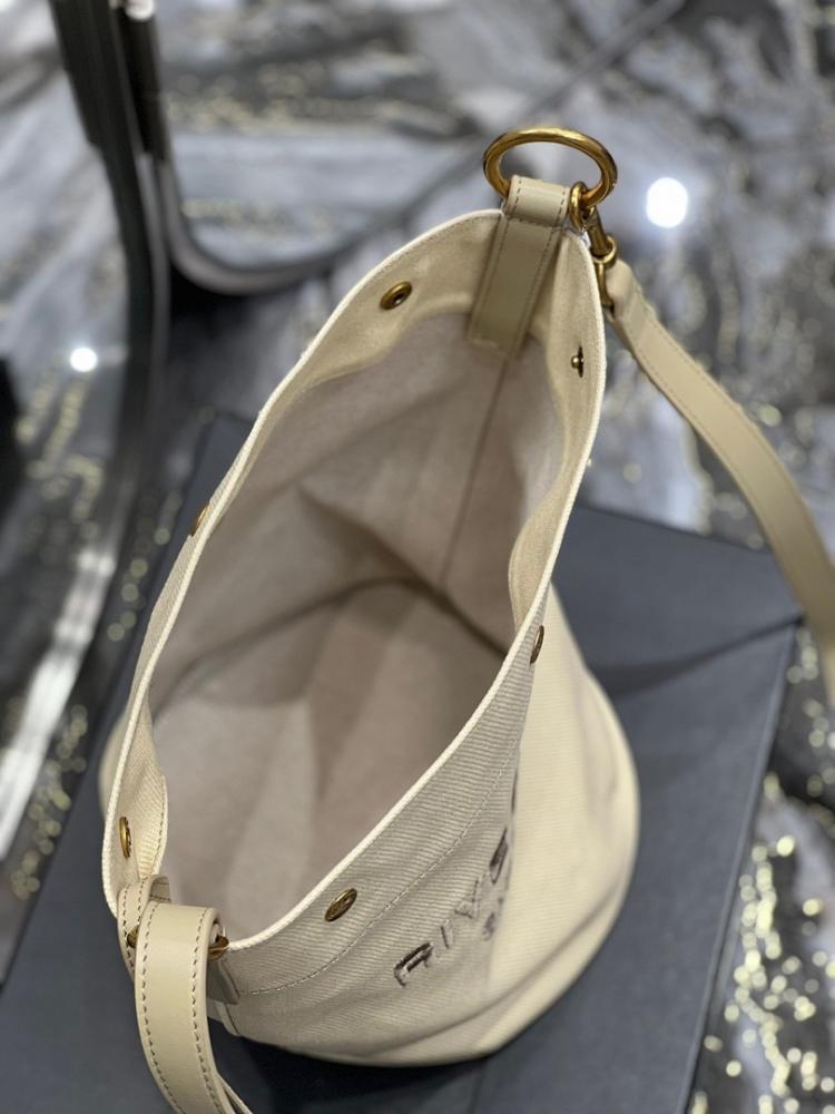 Stylish Refined Leather Shoulder Bag