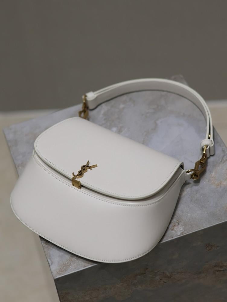Elegant Refined Calfskin Shoulder Bag