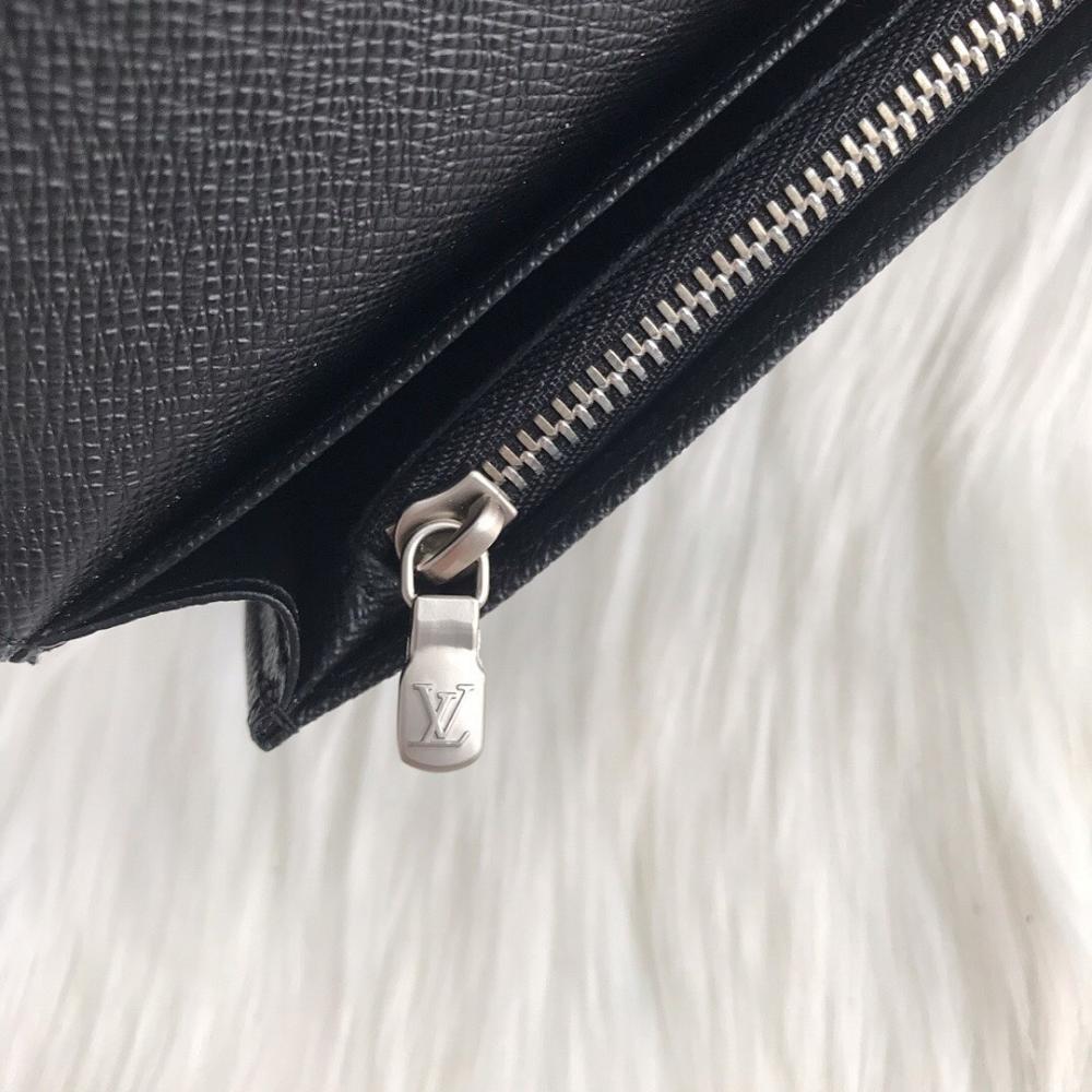 Stylish Refined Leather Wallet