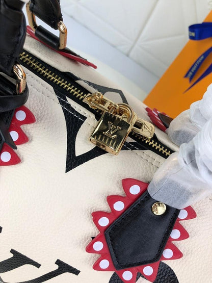 Elegant Top Handle Bag – Limited Edition