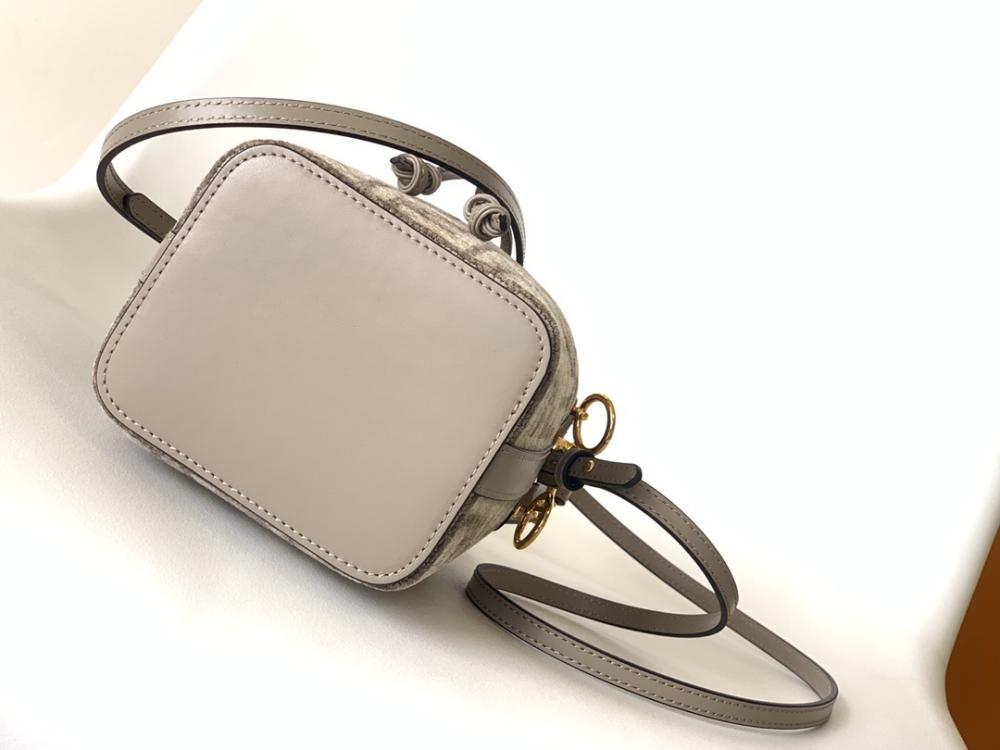 Bucket Bag