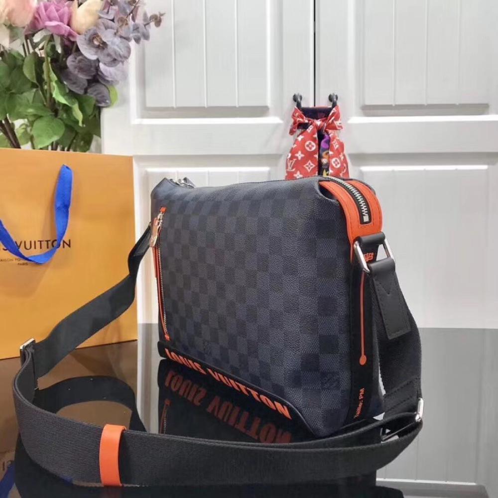 Messenger Bag