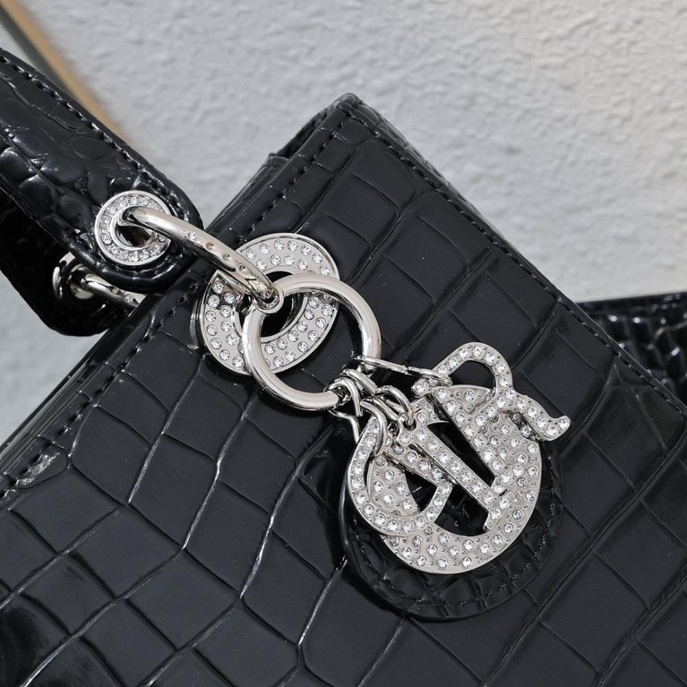 Luxury Quilted Leather Bag – Special Edition