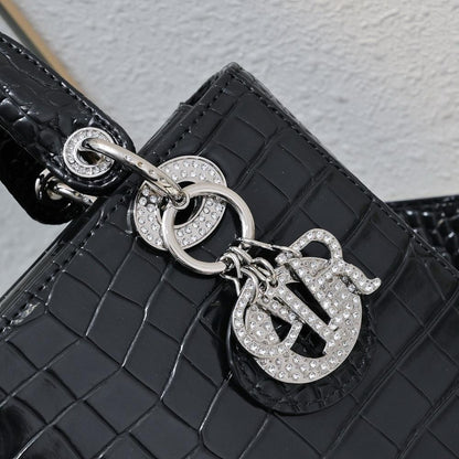 Luxury Quilted Leather Bag – Special Edition