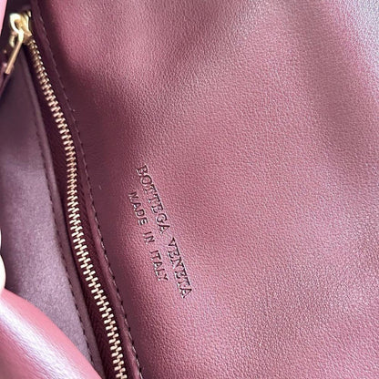 Luxury Woven Crossbody Bag – Limited Edition