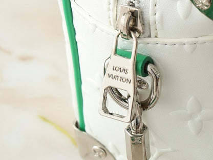 Stylish Crossbody Bag – Special Edition