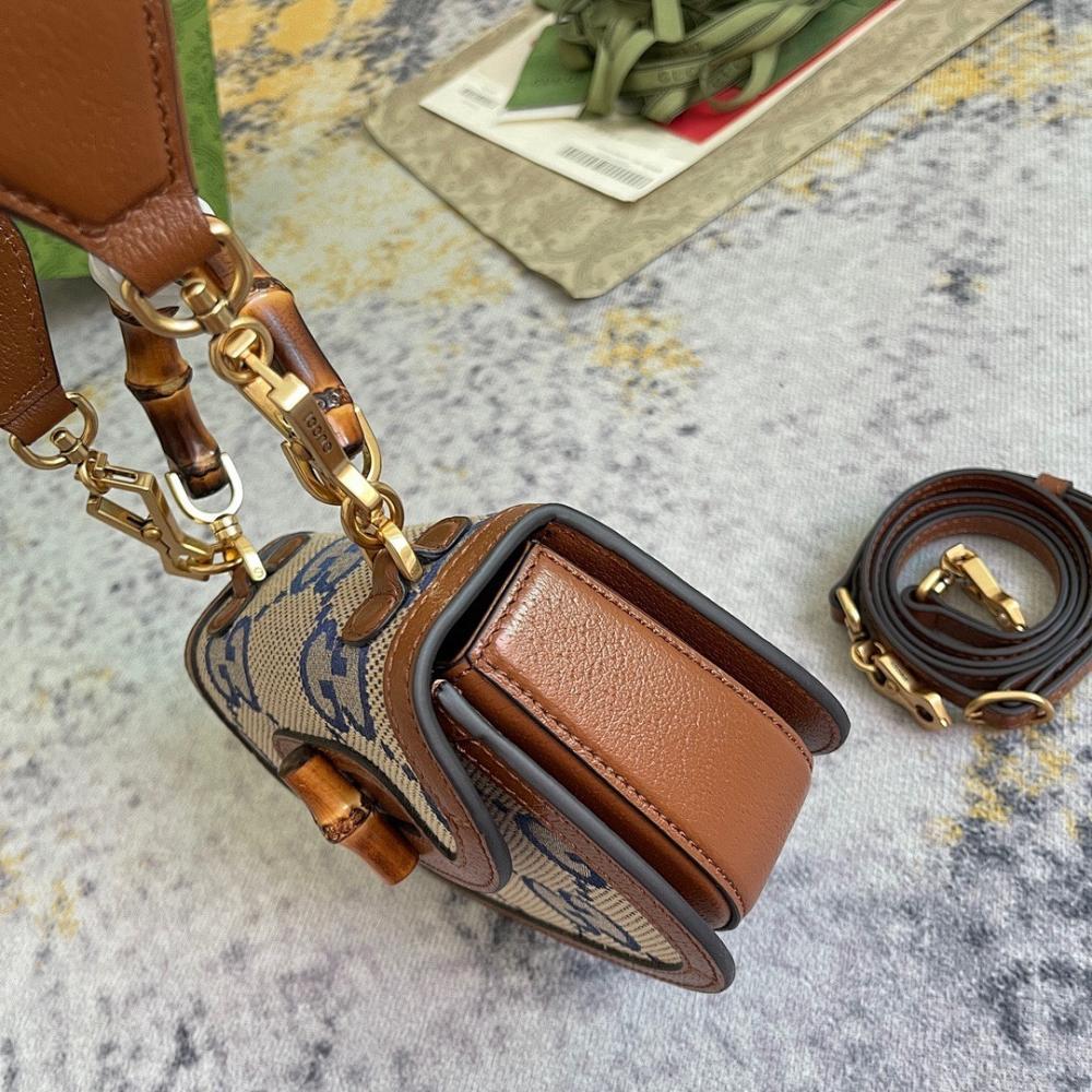 Modern Refined Top Handle Bag