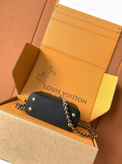 Capucines Calfskin Wallet