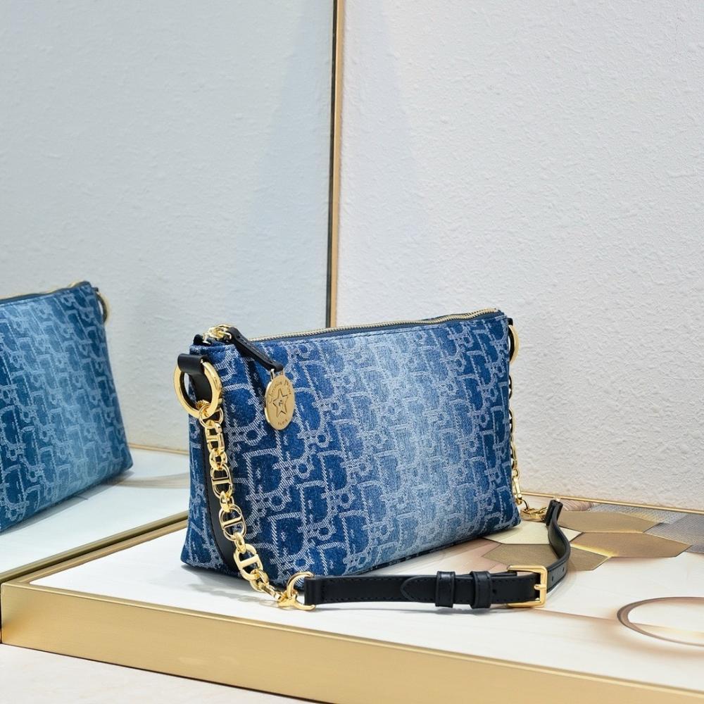 Modern Luxury Studded Leather Shoulder Bag – Special Edition
