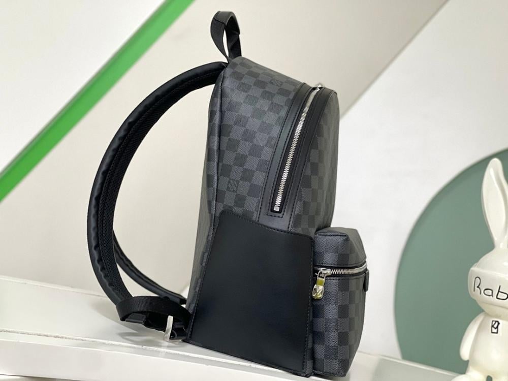 Italian-Inspired Stylish Black Leather Top Handle Bag