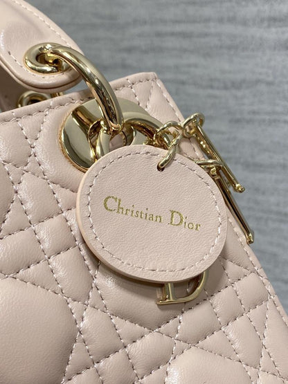 Elegant Leather Top Handle Bag