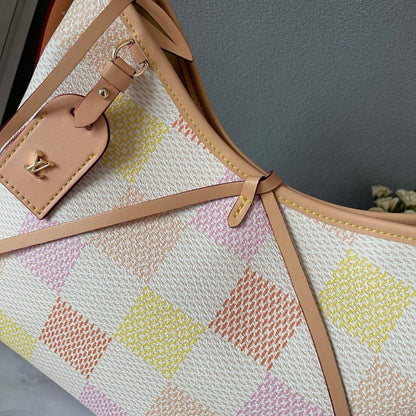 Elegant Refined Leather Top Handle Bag
