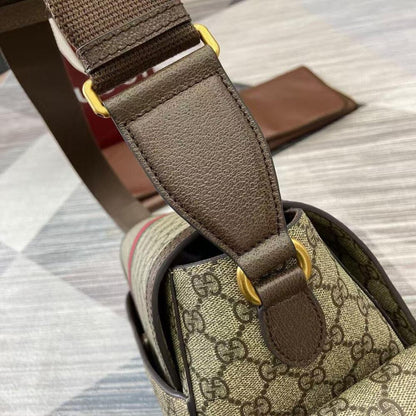 Elegant Refined Top Handle Bag